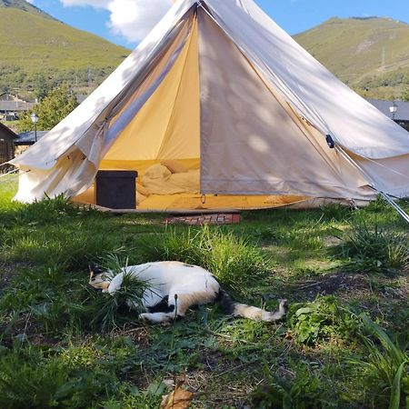 Camping La Zarapica - Palacios Del Sil Esterno foto